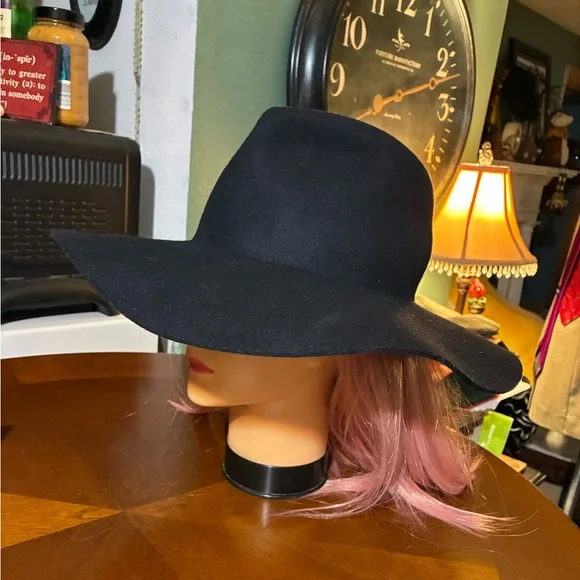 Navy wool Fedora by Biltmore for Made-well-Small/Med. EUC - Picture 2 of 7